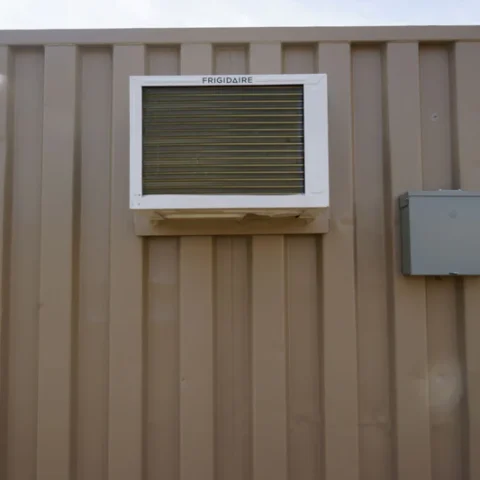 8,000 BTU HVAC (with heat)