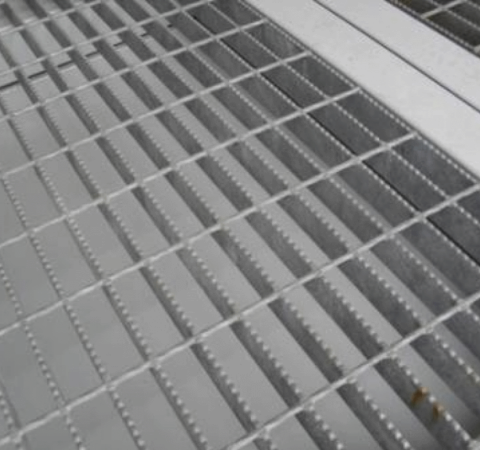10Ft X 8Ft Open Mesh Floor Bunded Store