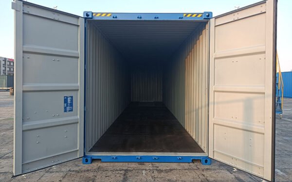 40-hc-dry-container-4-600×375-1