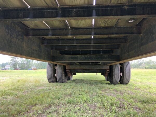 Gooseneck-Equipment-Trailer-grerwe-600×450