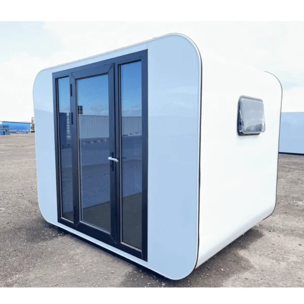 Apple-Cabin-9_2_800x1w-600×600